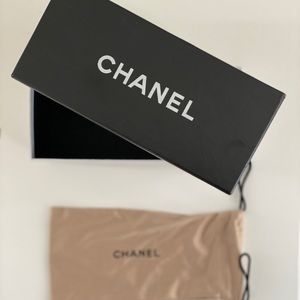 CHANEL Authentic Sunglasses Box & Pouch
